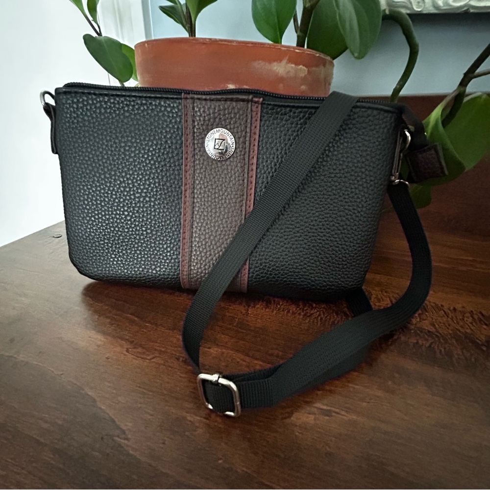 Like New Stone Mountain Genuine Bonded Leather Black and Brown Crossbody Bag